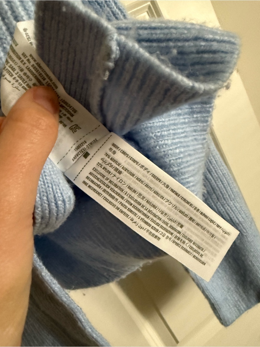 Abercrombie & Fitch Pearl Button Cardigan in Light Blue - Picture 4 of 7